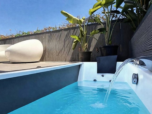 Exclusivo Ático con Terraza y Piscina en el Corazón de Barcelona