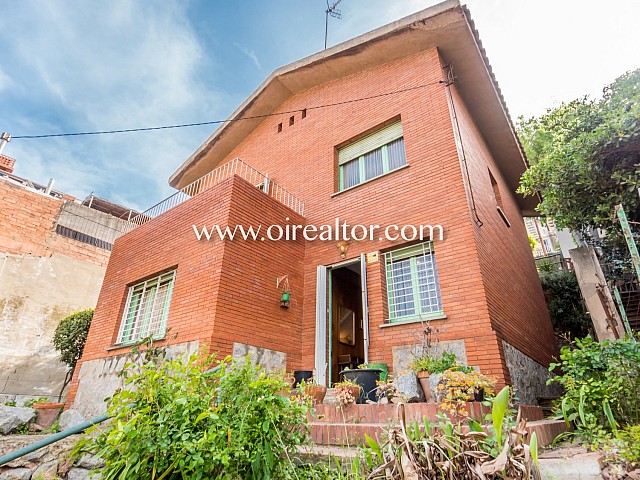 Casa en venta en el centro de Montgat