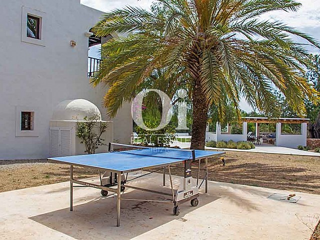 Jardin de maison en location de séjour à Cala Jondal, Ibiza