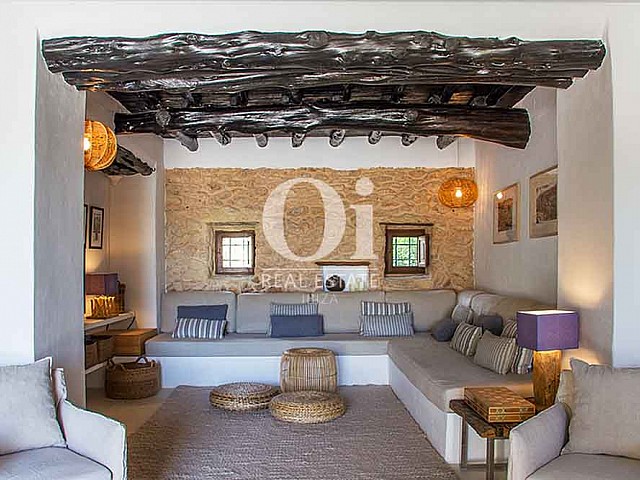 Salle de séjour de maison en location de séjour à Cala Jondal, Ibiza