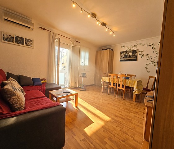 Poble-sec | Light, location and potential steps from Teatro Apolo