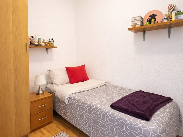 Poble-sec | Light, location and potential steps from Teatro Apolo