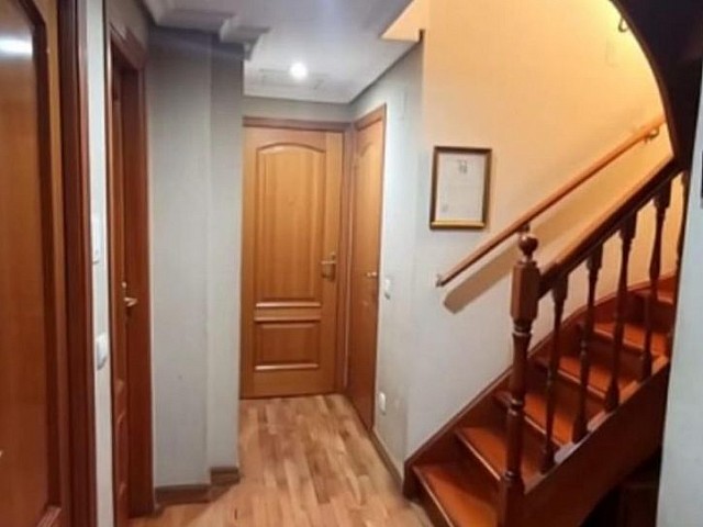 atico en venta en Avenida de la Ciudad de Barcelona Pacifico Madrid 