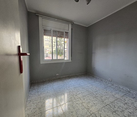 Piso en venta en La Verneda i la Pau