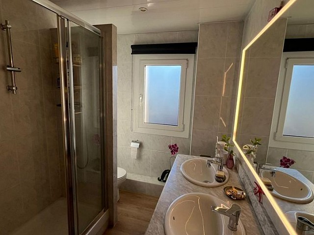 Piso en venta en Travessera de Les Corts