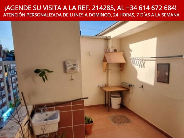 Ático en venta en Avenida de la Ciudad de Barcelona  Pacífico Madrid
