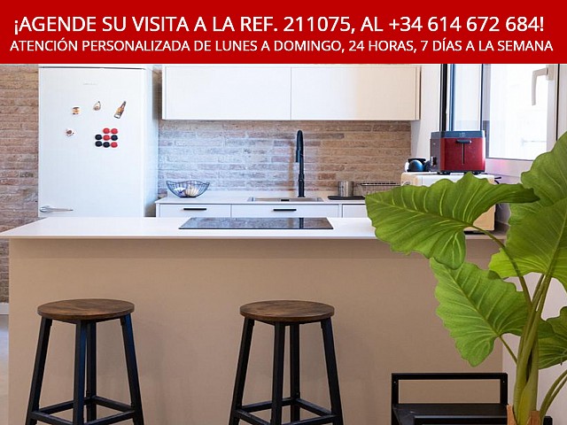 Ático de estreno con terraza y cocina integrada en Plaza Lesseps, Barcelona.
