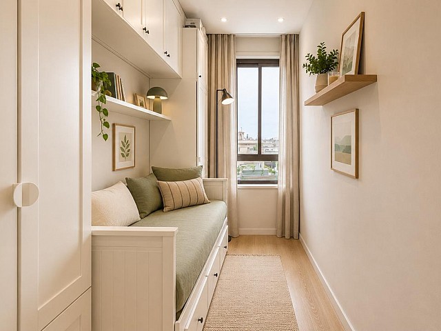 Piso en venta con terraza y vistas en Sant Antoni, Barcelona