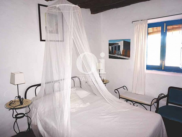Dormitorio de casa en alquiler vacacional en Formentera 