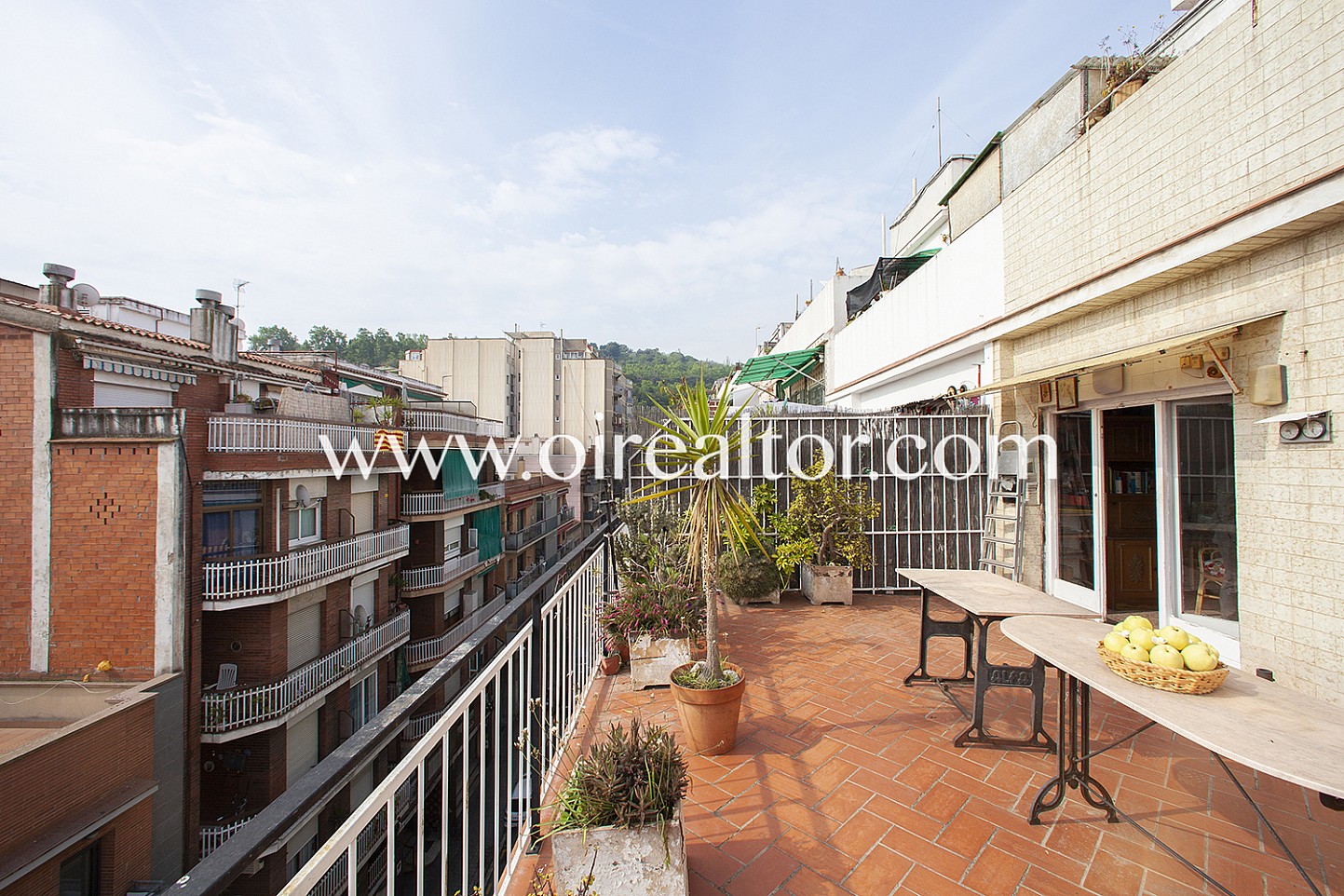 Penthouse For Sale In Poble Sec Barcelona Oi Realtor