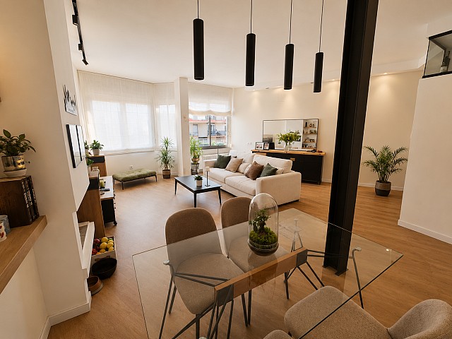 LivingRoom2