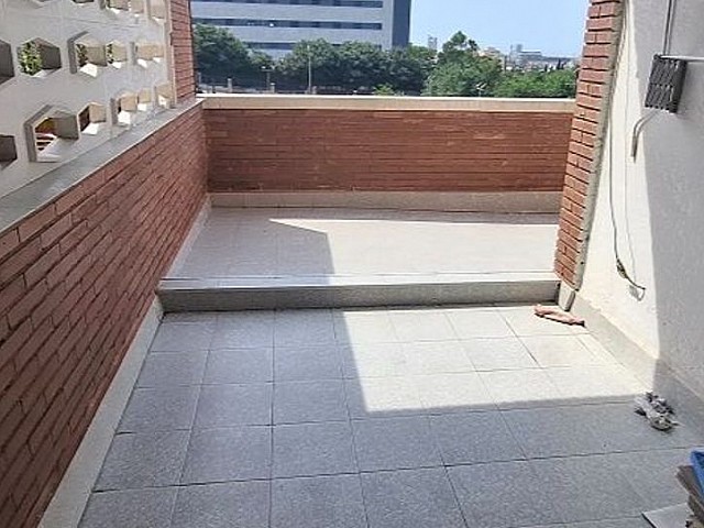 1987051