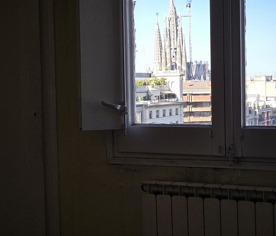 Exclusivo Ático a reformar en Eixample Derecho