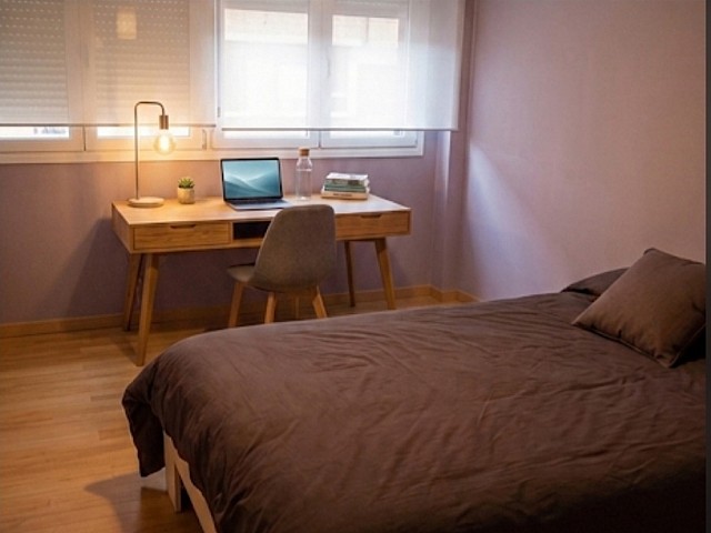 Espectacular piso en travessera de les corts piso amplio de 4 habitaciones 
