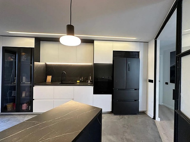 Ático dúplex exclusivo con gran terraza privada en Poblenou