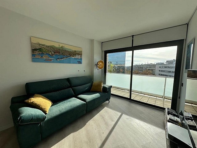 Ático dúplex exclusivo con gran terraza privada en Poblenou