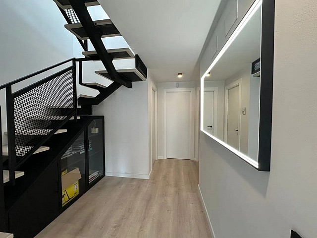 Ático dúplex exclusivo con gran terraza privada en Poblenou
