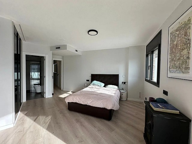 Ático dúplex exclusivo con gran terraza privada en Poblenou
