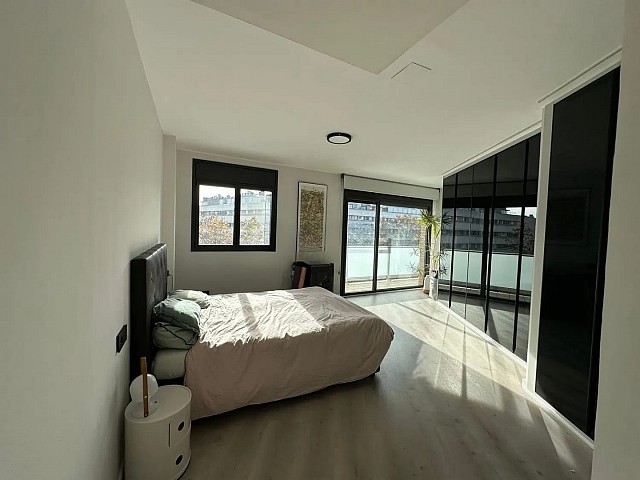 Ático dúplex exclusivo con gran terraza privada en Poblenou