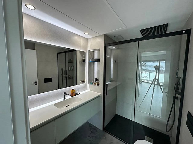 Ático dúplex exclusivo con gran terraza privada en Poblenou