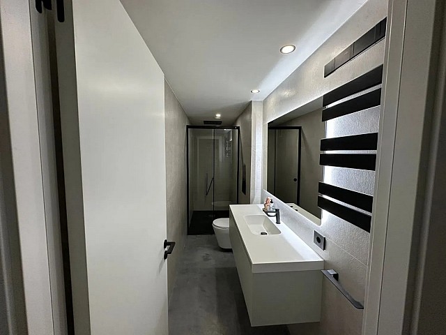 Ático dúplex exclusivo con gran terraza privada en Poblenou