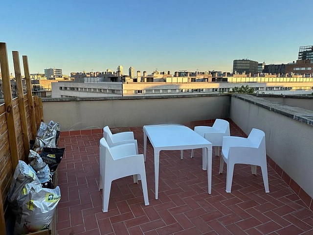 Ático dúplex exclusivo con gran terraza privada en Poblenou