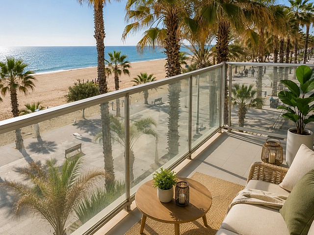  Exclusiva vivienda EN VENTA EN BADALONA  con espectacular terraza de 100 m²