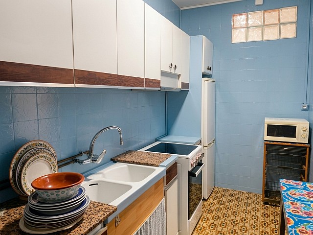 Encantador piso de 3 habitaciones con balcón y patio en Baix Guinardó