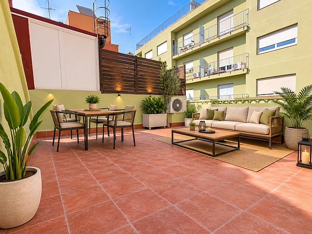 Casa apareada a estrenar en Sant Andreu Barcelona 