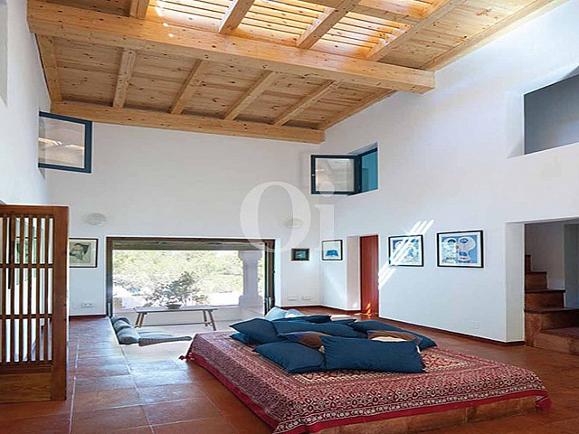 Gran casa en venta en un entorno muy natural de Formentera