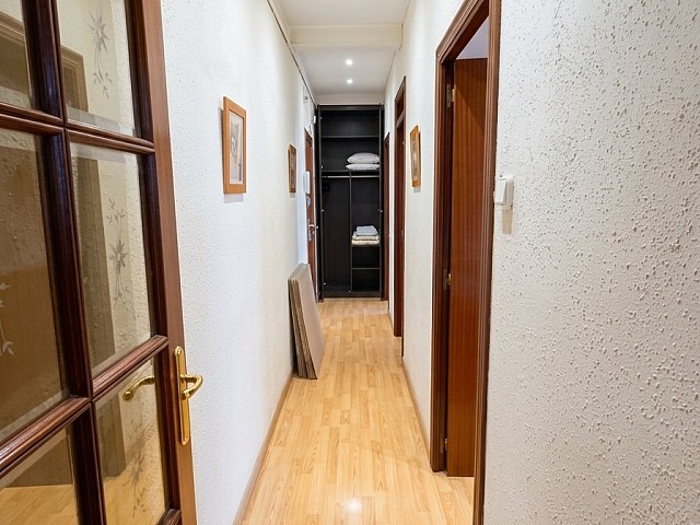 ¡Encantador piso en Poblenou! Ubicado en Calle de Mariá Aguiló