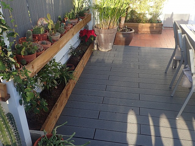 Atico en alquiler en Sant Antoni, Barcelona.