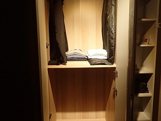 Atico en alquiler en Sant Antoni, Barcelona.