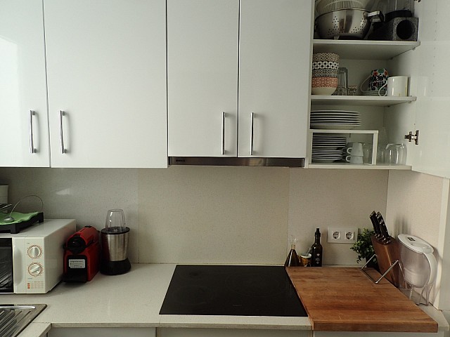 Atico en alquiler en Sant Antoni, Barcelona.