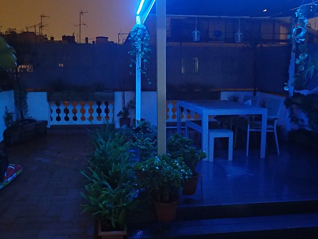 Atico en alquiler en Sant Antoni, Barcelona.