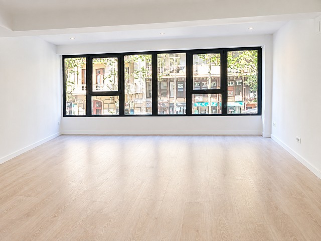 Piso reformado de 133 m², 3 habitaciones y 2 baños en ubicación céntrica