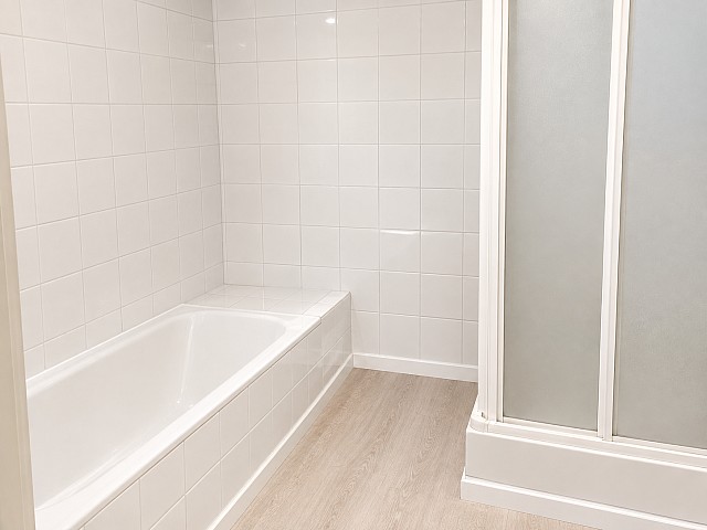 Piso reformado de 133 m², 3 habitaciones y 2 baños en ubicación céntrica