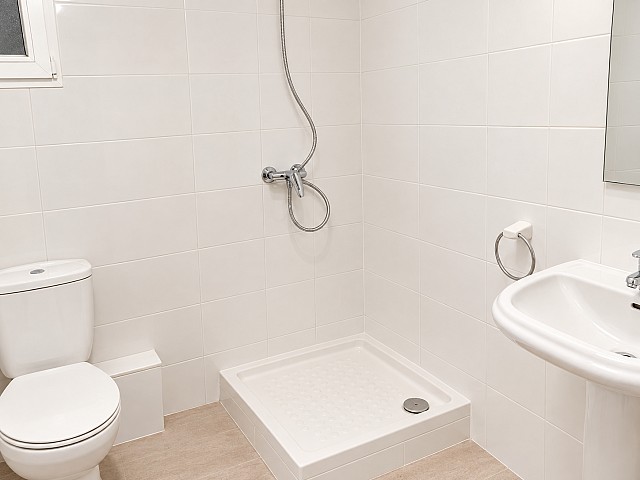 Piso reformado de 133 m², 3 habitaciones y 2 baños en ubicación céntrica