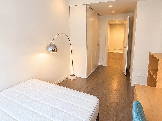 Apartamento reformado y amueblado con piscina en Vallcarca i els Penitents