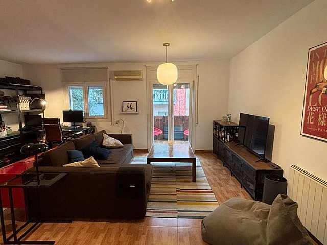 Oportunidad en Bon Pastor – Sant Andreu. Piso exterior, luminoso y con una espectacular azotea de 74 m² de uso exclusivo.
