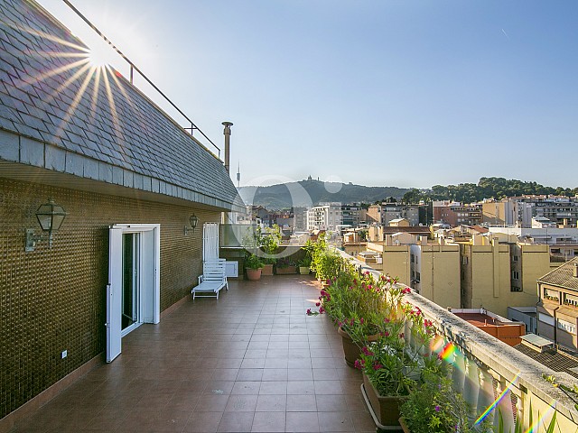 Espectacular terraza con vistas extraordinarias de la ciudad de Barcelona en Sant Gervasi