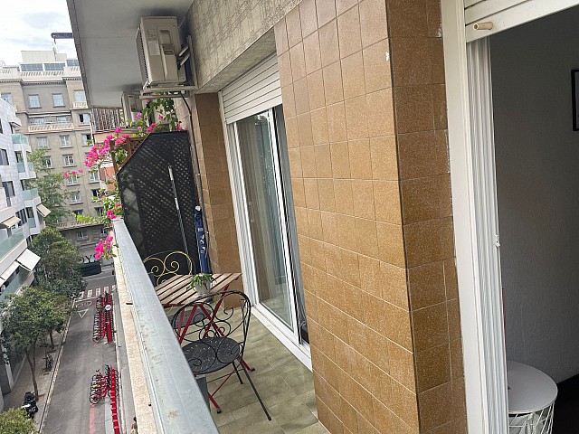 Apartamento de 1 habitación con ascensor y terraza exterior en calle Sagüés