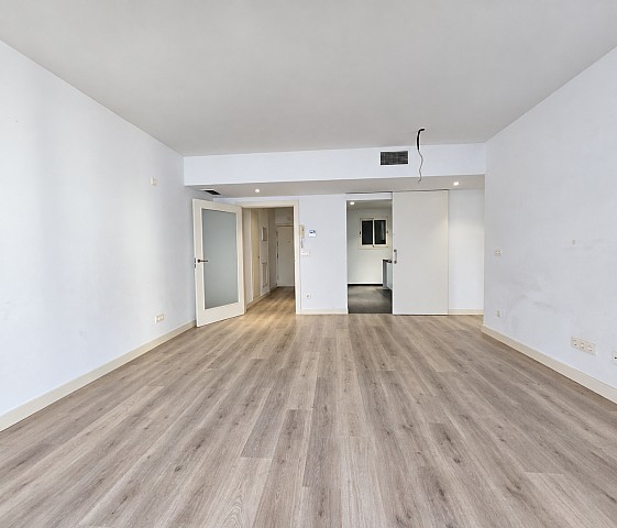 Salón-comedor amplio — Piso en Sant Gervasi, Barcelona