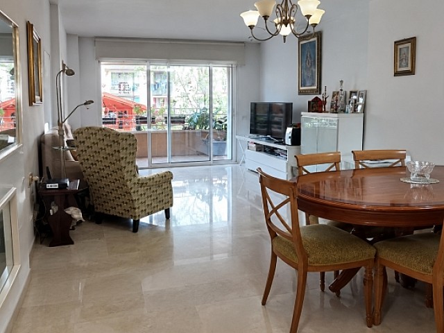 Un piso extraordinario con terraza de 33 m², parking y trastero en la misma finca