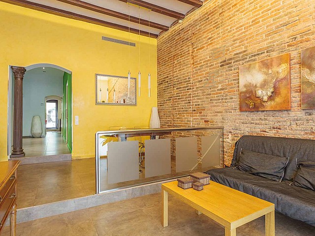 Bright and spacious living room in luxurious apartment for sale in Barcelona