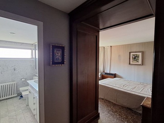 Acceso al dormitorio y baño en piso en venta en Sant Gervasi-La Bonanova, Barcelona, REF 283219
