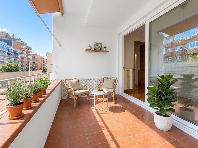 GRAN PISO FAMILIAR en la Zona Alta con terraza y trastero junto a Balmes