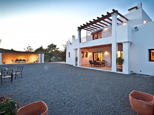 Facade of the house for rent in Ibiza