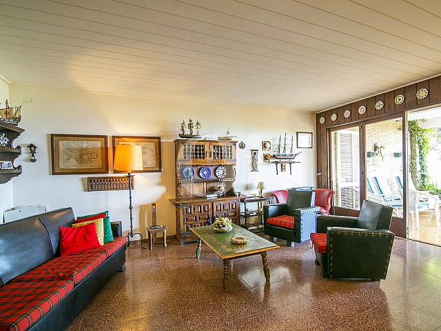 vistes de sensacional saló menjador amb vistes exteriors en pis en venda a caldes d'estrac