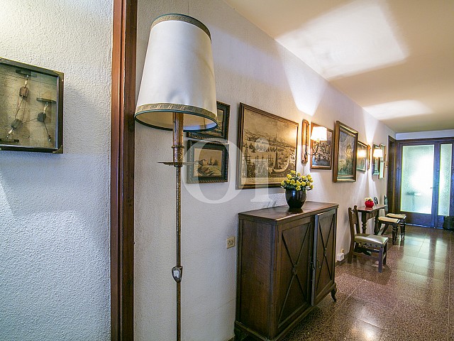 grande salle avec vue sur plat décoré à vendre Caldetas